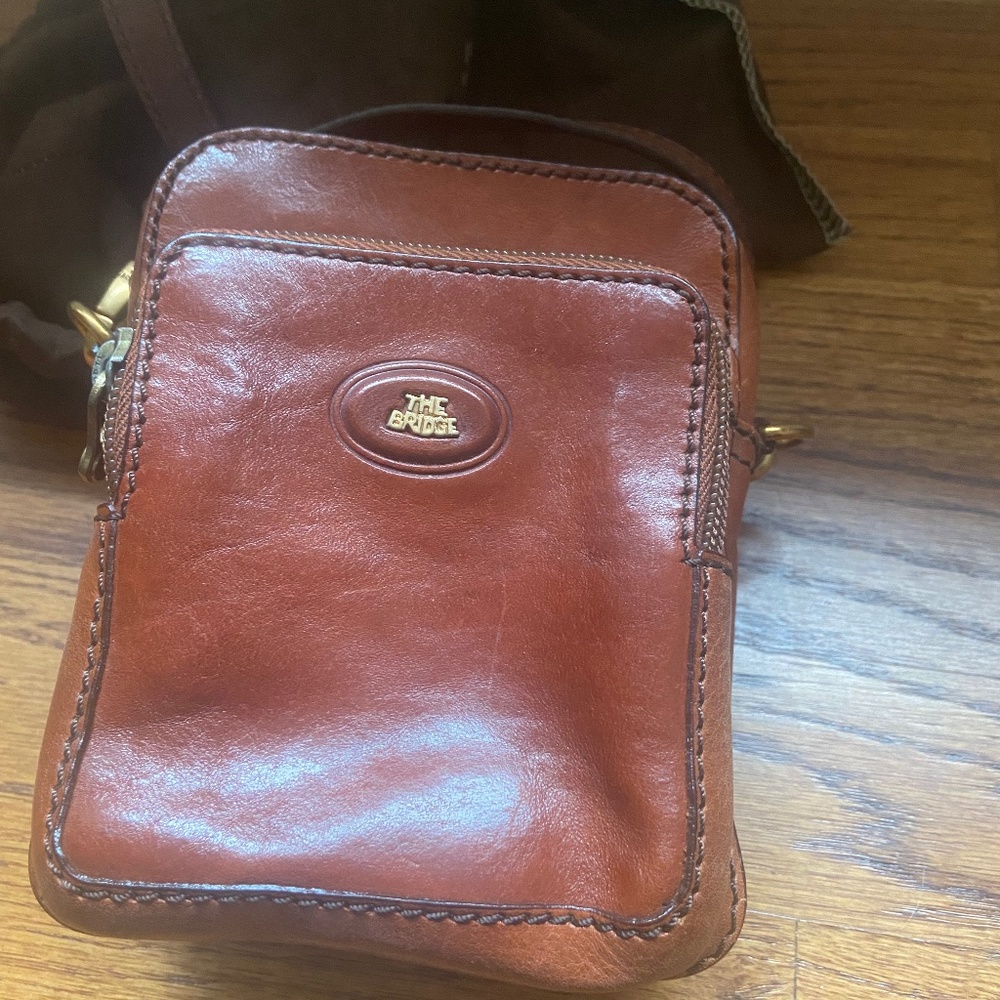Small leather bag